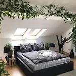 Stadtdschungel Mit Balkon Apartament