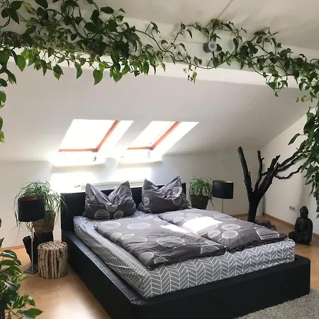 Stadtdschungel Mit Balkon 아파트