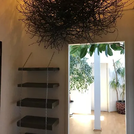 Apartment Stadtdschungel Mit Balkon