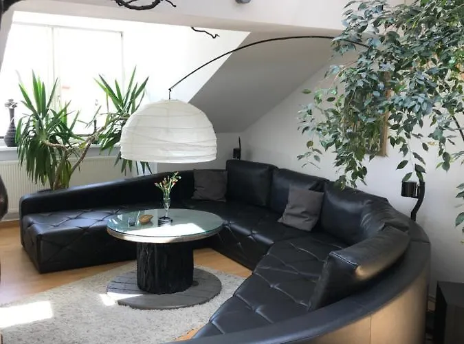 Stadtdschungel Mit Balkon * 콧부스